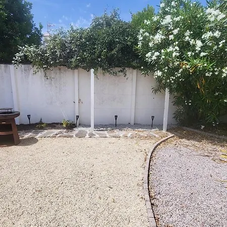 Maison Quartier Du Phare * לה-טראנש-סור-מר